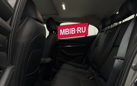 Mazda 3, 2022 год, 1 300 000 рублей, 15 фотография