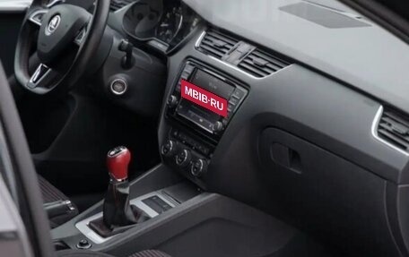 Skoda Octavia, 2015 год, 1 490 000 рублей, 10 фотография