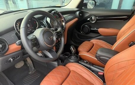 MINI Hatch, 2022 год, 1 650 000 рублей, 6 фотография