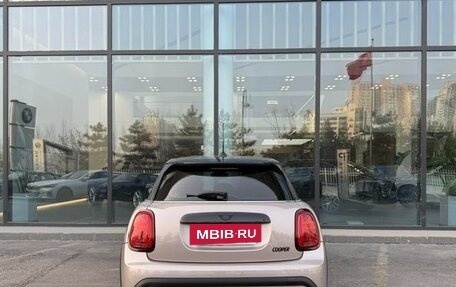 MINI Hatch, 2022 год, 1 650 000 рублей, 4 фотография