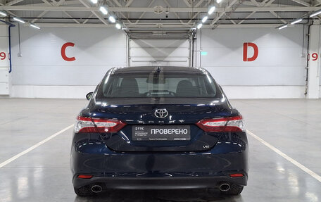 Toyota Camry, 2018 год, 2 970 000 рублей, 7 фотография