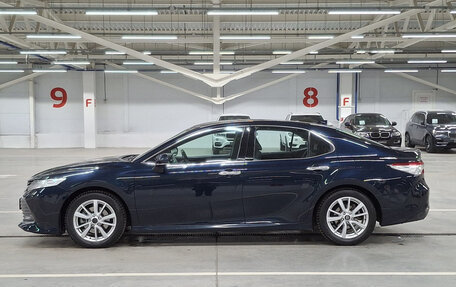 Toyota Camry, 2018 год, 2 970 000 рублей, 10 фотография