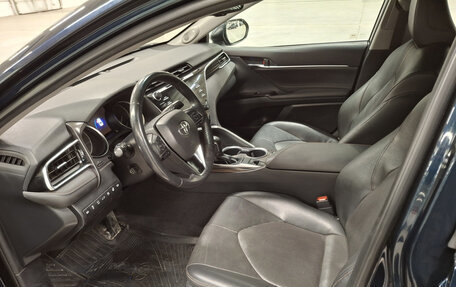 Toyota Camry, 2018 год, 2 970 000 рублей, 20 фотография