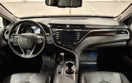 Toyota Camry, 2018 год, 2 970 000 рублей, 17 фотография