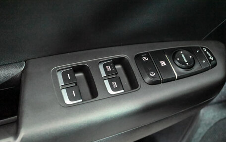 KIA Sportage IV рестайлинг, 2020 год, 2 705 000 рублей, 12 фотография