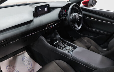 Mazda 3, 2021 год, 1 999 000 рублей, 19 фотография