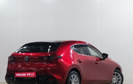 Mazda 3, 2021 год, 1 999 000 рублей, 7 фотография
