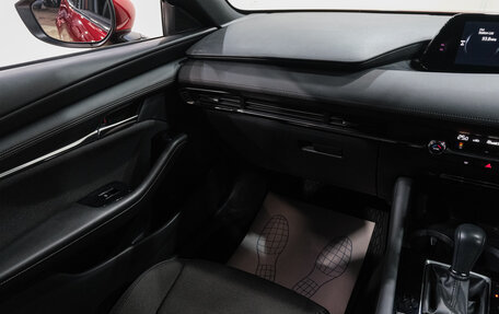 Mazda 3, 2021 год, 1 999 000 рублей, 22 фотография