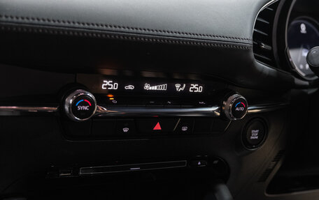 Mazda 3, 2021 год, 1 999 000 рублей, 37 фотография