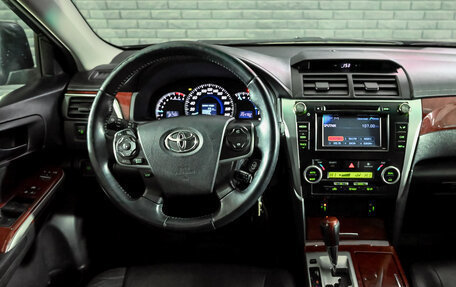 Toyota Camry, 2013 год, 1 620 000 рублей, 16 фотография