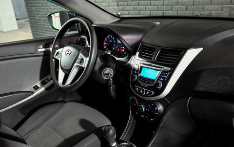 Hyundai Solaris II рестайлинг, 2012 год, 771 000 рублей, 15 фотография