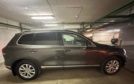 Volkswagen Touareg III, 2017 год, 4 400 000 рублей, 2 фотография