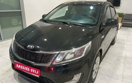 KIA Rio III рестайлинг, 2013 год, 790 000 рублей, 1 фотография