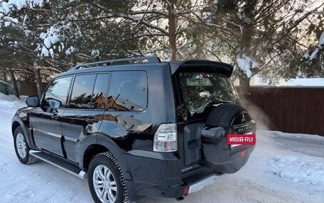 Mitsubishi Pajero IV, 2013 год, 2 500 000 рублей, 3 фотография