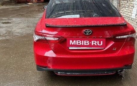 Toyota Camry, 2021 год, 3 250 000 рублей, 3 фотография