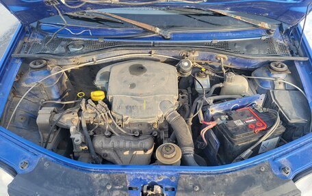 Renault Logan I, 2006 год, 160 000 рублей, 6 фотография