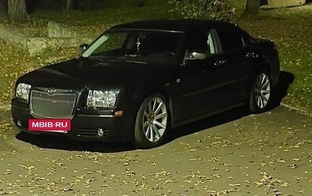 Chrysler 300C II, 2010 год, 2 500 000 рублей, 2 фотография
