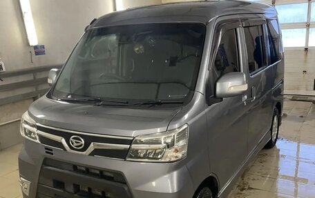 Daihatsu Atrai, 2020 год, 1 350 000 рублей, 2 фотография