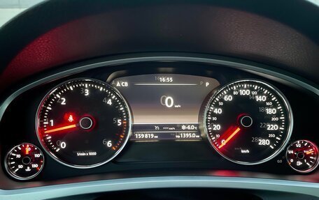 Volkswagen Touareg III, 2017 год, 3 850 000 рублей, 29 фотография