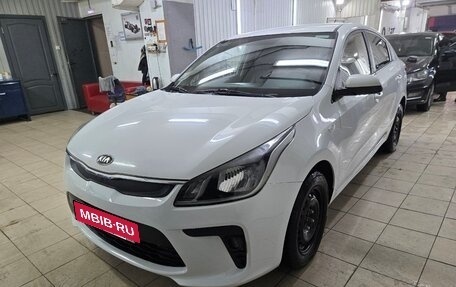 KIA Rio IV, 2019 год, 950 000 рублей, 1 фотография