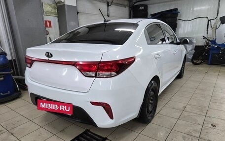 KIA Rio IV, 2019 год, 950 000 рублей, 3 фотография