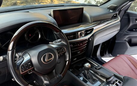 Lexus LX III, 2017 год, 8 250 000 рублей, 29 фотография