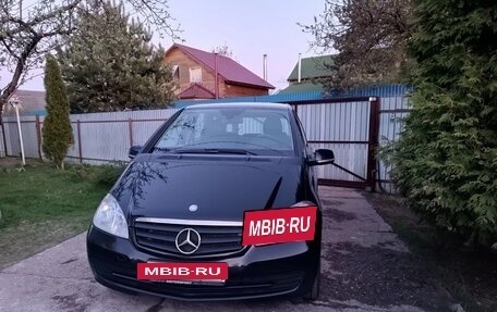 Mercedes-Benz A-Класс, 2012 год, 770 000 рублей, 3 фотография