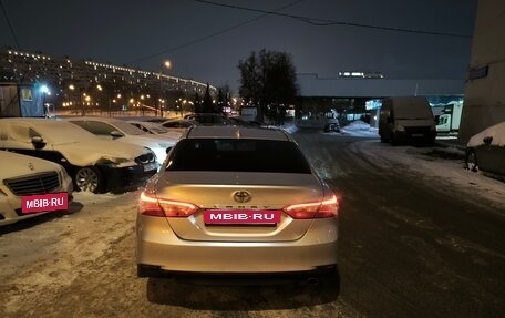 Toyota Camry, 2019 год, 3 150 000 рублей, 11 фотография