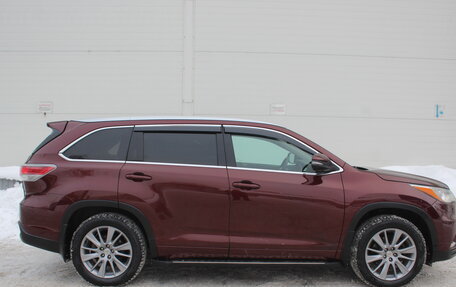 Toyota Highlander III, 2014 год, 2 570 000 рублей, 5 фотография