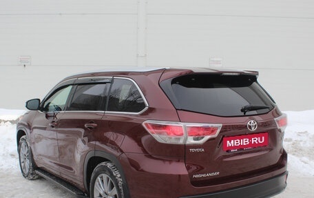 Toyota Highlander III, 2014 год, 2 570 000 рублей, 6 фотография