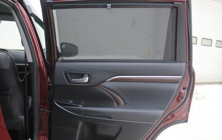 Toyota Highlander III, 2014 год, 2 570 000 рублей, 24 фотография