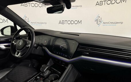 Volkswagen Touareg III, 2019 год, 5 986 000 рублей, 16 фотография