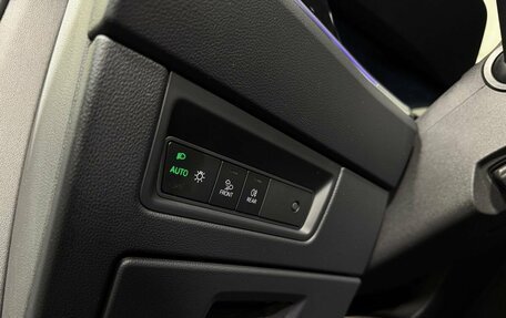 Volkswagen Touareg III, 2019 год, 5 986 000 рублей, 21 фотография