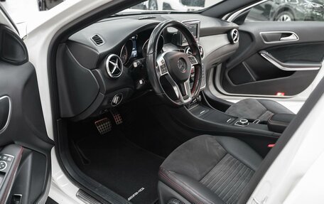 Mercedes-Benz GLA, 2015 год, 1 750 000 рублей, 6 фотография
