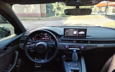 Audi A4, 2017 год, 2 350 000 рублей, 14 фотография