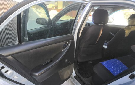 Toyota Corolla, 2004 год, 385 000 рублей, 9 фотография