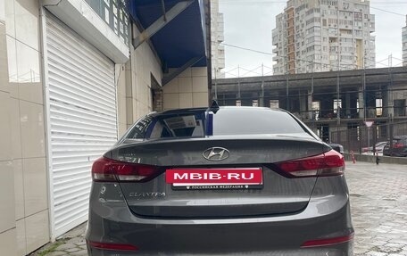 Hyundai Elantra VI рестайлинг, 2018 год, 1 850 000 рублей, 10 фотография