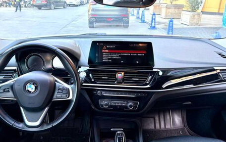 BMW 1 серия, 2021 год, 1 890 000 рублей, 5 фотография