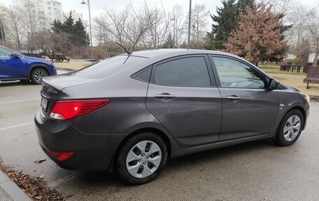 Hyundai Solaris II рестайлинг, 2015 год, 799 000 рублей, 9 фотография