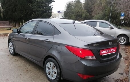 Hyundai Solaris II рестайлинг, 2015 год, 799 000 рублей, 5 фотография