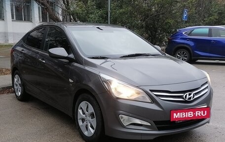 Hyundai Solaris II рестайлинг, 2015 год, 799 000 рублей, 3 фотография