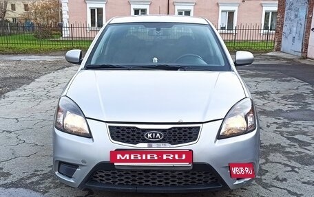 KIA Rio II, 2011 год, 570 000 рублей, 2 фотография
