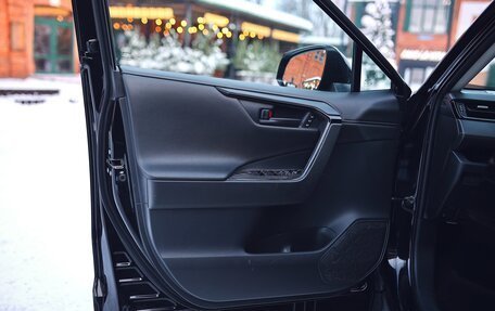 Toyota RAV4, 2020 год, 3 400 000 рублей, 9 фотография