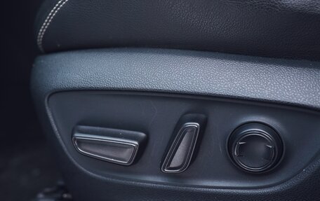 Toyota RAV4, 2020 год, 3 400 000 рублей, 13 фотография