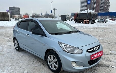 Hyundai Solaris II рестайлинг, 2012 год, 865 000 рублей, 3 фотография