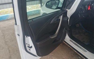 Opel Astra J, 2011 год, 670 000 рублей, 1 фотография