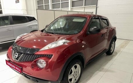 Nissan Juke II, 2011 год, 940 000 рублей, 1 фотография