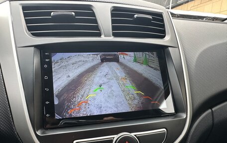 Hyundai Solaris II рестайлинг, 2012 год, 865 000 рублей, 18 фотография