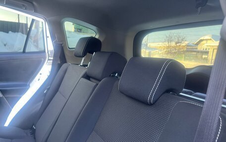 Toyota RAV4, 2017 год, 2 600 000 рублей, 5 фотография