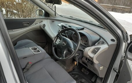 Nissan Tino, 1998 год, 250 000 рублей, 8 фотография